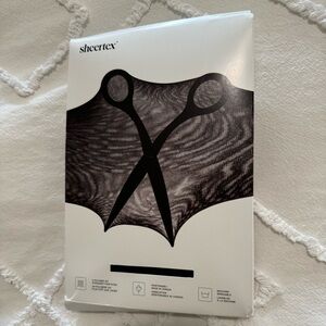 Sheertex semi opaque tights size L